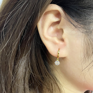 ROXI S925 Pendientes de Plata de Ley con Circonita Cúbica de Color Geométrico INS, Pendientes Huggies de 18K - Product Image 3
