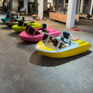 Yate pequeño de lujo, ideal para escapadas de fin de semana en <span class=keywords><strong>el</strong></span> <span class=keywords><strong>mar</strong></span>, equipado con cómodos asientos - Product Image 1