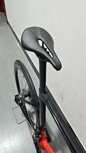 Complet Ultralight |   Fourche intégrée avec roues, barre intégrée, frein à disque Flat Mount, 105 DURA-ACE Di2 ST9270-24s Full - Product Image 2