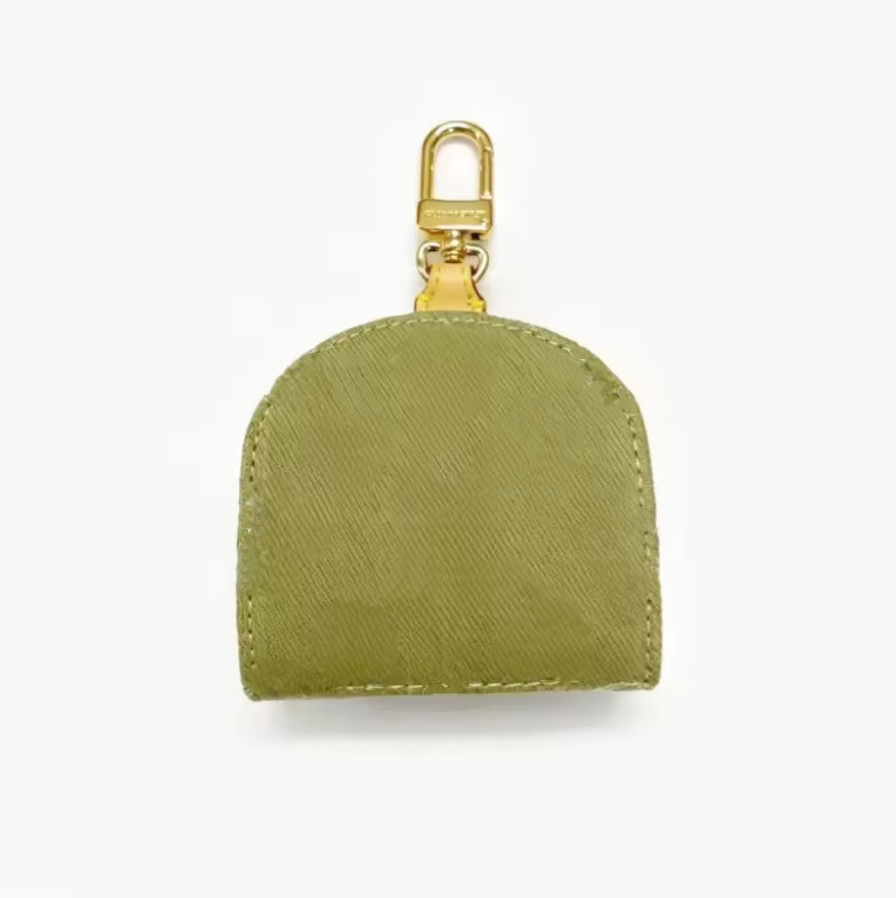 Distributeur de sacs à déjections canines verts