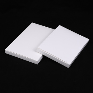 Caja de cartón plegable Fanya blanca de 172-180 mm y 350 g para uso mayorista - Product Image 1