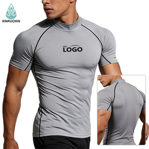 Camiseta Deportiva Ajustada para Hombre, Transpirable, de Secado Rápido, con Cuello Alto y Mangas Cortas, Ideal para Entrenamiento - Product Image 1