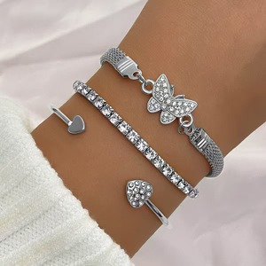 Bracelet porte-bonheur à 8 caractères, ensemble de trois pièces, design créatif rétro simple, nouveau bracelet ouvert en forme de cœur pour femmes - Product Image 1