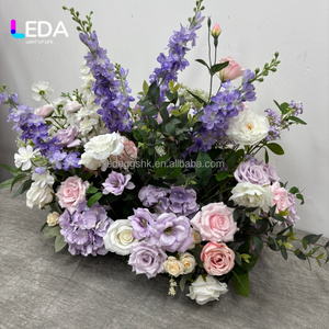 Tapis de sol élégant LEDA en lavande, chemin de table en soie avec fleurs artificielles pour la décoration d'allées de mariage - Product Image 6