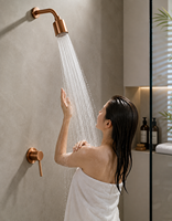 Ensemble de douche mural dissimulé en laiton, style nordique, avec système de douche pluie et jets de massage à bulles pour