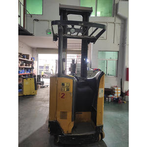 Chariot élévateur électrique Hyster N35ZR-16.5, 1,5 tonne, 36 volts, mât à trois étages, fourches de 787 mm - Product Image 4