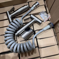 Kit WC mural moderne en acier inoxydable 304 avec douchette shattaf et pulvérisateur à main pour bidet, emballage sous blister