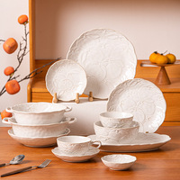 Service de vaisselle en céramique gaufrée blanc ivoire vintage, assiettes, bols, plats et tasses pour la maison, la cuisine, le bistrot, l'hôtel