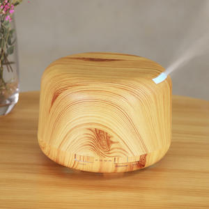 Humidificateur d'aromathérapie à grain de bois, diffuseur ultrasonique de 500 ml avec télécommande et lumière changeante de couleur pour la maison et le bureau - Product Image 3