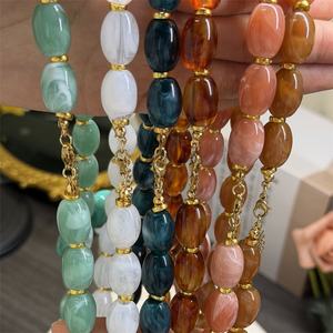 قلادة بوهيمية أنيقة من الفولاذ المقاوم للصدأ مع خرز راتنج ملون وقلادة على شكل قلب للنساء، مجوهرات يدوية الصنع - Product Image 5