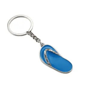 Schlussverkauf individuelles Logo 2D weicher PvC-Kunststoff-Schlüsselanhänger Hausschuhe-Form Gummi-Schlüsselanhänger 3D-Silikon-Gummimetal-Schlüsselanhänger