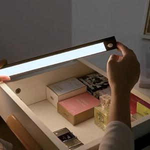 Lampe <span class=keywords><strong>LED</strong></span> <span class=keywords><strong>sans</strong></span> <span class=keywords><strong>fil</strong></span> à <span class=keywords><strong>détecteur</strong></span> <span class=keywords><strong>de</strong></span> <span class=keywords><strong>mouvement</strong></span> pour chambre, chambre <span class=keywords><strong>de</strong></span> bébé, cuisine, escalier, placard, couloir - Product Image 4