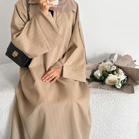Abaya rayée arabe du Moyen-Orient, robe islamique modeste, modèle LR1166, fournie par l'usine Yibaoli