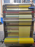 Machine d'emballage entièrement automatique multi-lignes pour crèmes glacées et jus
