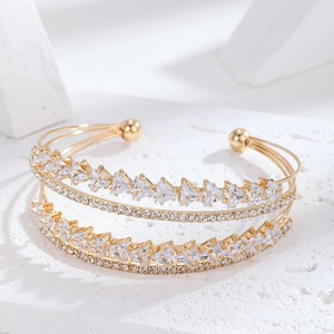 Pulsera Abierta Geométrica de Aleación de Zinc con Zirconia Engastada en Garra, Joyería de Fiesta, Diseño Multicapa - Product Image 3