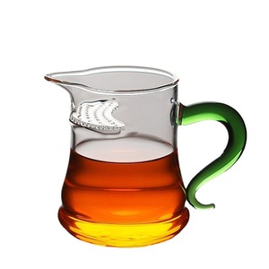 Dispensador de té de vidrio con filtro de forma irregular para juegos de té Kung Fu, uso en el té de la tarde - Product Image 5