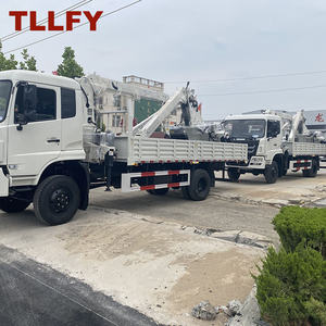 6-10 tonnes grue hydraulique de camion de boom avec le <span class=keywords><strong>treuil</strong></span> et le panier d'homme pour la construction - Product Image 2