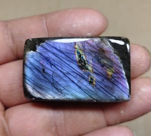 Piedra Preciosa de Labradorita Morada de Primera Calidad, Cabujón Rectangular, Iridiscente y Brillante, para Anillos y Colgantes - Product Image 3