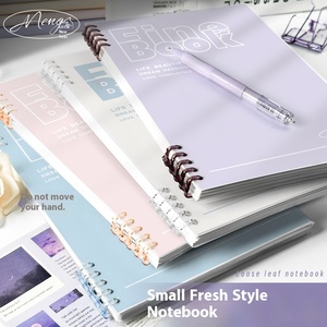 Nhỏ tươi in <span class=keywords><strong>PP</strong></span> Loose-Leaf máy tính xách tay B5 A5 A4 có thể tháo rời với 60 trang bên trong và khóa nhật ký - Product Image 1