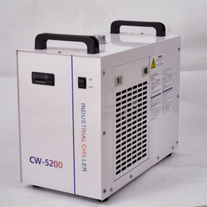 CW-5200 çift çıkışlı lazer soğutucu 220V 50Hz/60Hz 1750W soğutma kapasitesi hava soğutucu - Product Image 1