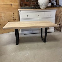 Table de banquet moderne pour restaurant, en bois de chêne, avec base en métal fer forgé