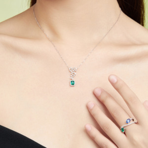 แหวนเพชรแท้ 38 เม็ด ดีไซน์สองเม็ดทรงรี ประดับพลอยหลากสี ทองคำขาว 18K งานหรูหรา ใหม่ล่าสุด - Product Image 6