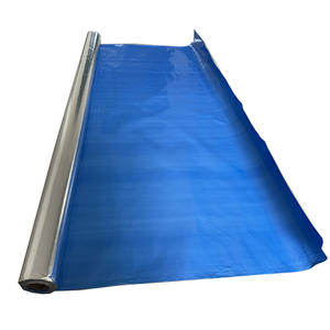 Isolation de toit résistante à la chaleur Sarking de toit soutenu Enveloppe chaude et froide Enveloppe de <span class=keywords><strong>maison</strong></span> Enveloppe murale Feuille d'aluminium Tissu tissé - Product Image 5