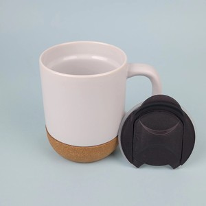 Biểu tượng tùy chỉnh 12oz cách điện Mug gốm với nút chai dưới và bìa Multi-Màu khuyến mại Matte quà tặng cho cốc - Product Image 4