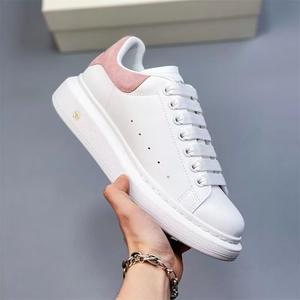 <span class=keywords><strong>Scarpe</strong></span> da Skateboard Alexanderes University 2026 di Alta Qualità con Lacci per Uomo e Donna, <span class=keywords><strong>Scarpe</strong></span> Designer McQueenes per Inverno, Estate, Autunno - Product Image 6