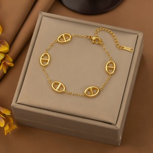 Bracciale Ipoallergenico in <span class=keywords><strong>Acciaio</strong></span> Inossidabile 316L Placcato Oro per Donna, Vendita all'Ingrosso - Product Image 4