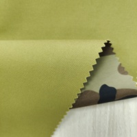 Tissu de veste de randonnée en nylon léger imprimé de camouflage, taslon imperméable et respirant en tricot laminé softshell