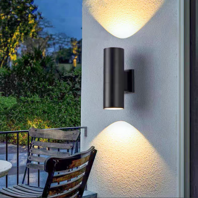 Nordic Outdoor Garden up Down Led Wall Light Ip65 Waterproof Warm White Sconce Lights for Step Stair House Facade Lighting