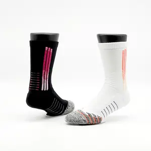 Individuelles Logo Jacquard Stickerei mittlere Schlauch-Laufsocken Anti-Rührung professionelle Elite-Basketballsocken