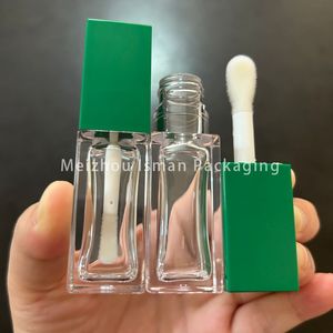 8ml vendita calda PET vuoto quadrato <span class=keywords><strong>verde</strong></span> chiaro bottiglia rosa lucidalabbra <span class=keywords><strong>verde</strong></span> trasparente <span class=keywords><strong>tubo</strong></span> contenitore lucidalabbra <span class=keywords><strong>verde</strong></span> <span class=keywords><strong>acqua</strong></span> con grande spazzola per bacchetta - Product Image 4
