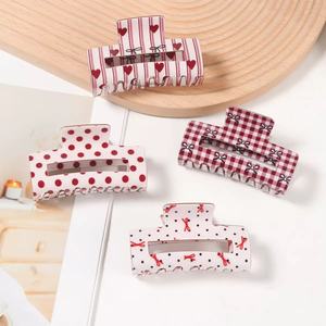 Pinzas de Pelo para Mujer al por Mayor, 8.4cm, con Lazo Blanco y Rojo, Rectangulares, Acrílicas, con Puntos, Estampado de Corazón Rojo de San Valentín - Product Image 1