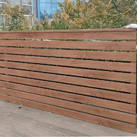 Clôture en acier anti-escalade à barres verticales, barrière de périmètre résidentielle à sécurité maximale avec supports anti-soulèvement personnalisables
