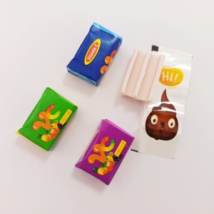 Lots en gros de <span class=keywords><strong>chewing</strong></span>-gums fraise aux motifs variés avec tatouage, <span class=keywords><strong>chewing</strong></span>-gums fruités très demandés en pot - Product Image 5