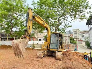 Excavadora Usada Cat E70b, Excavadora de Cadenas Usada Caterpillar E70b E200b en Venta - Product Image 2