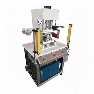 Máquina para hacer tres jabones rodantes - Product Image 1