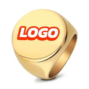 Bague personnalisée en acier inoxydable plaqué or 18 carats, moderne, anti-ternissement, gravée, pour vente en gros 2026 - Product Image 1