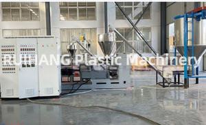 Ligne de production de panneaux de coffrage en plastique PP 1220x2440mm, machine à fabriquer des plaques en plastique ondulé creux PP - Product Image 3