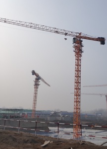 Grúa Torre PT5510 Nueva con Capacidad de Carga de 6 a 10 Toneladas, Equipada con Componentes Principales: Motor, Rodamiento, PLC, Engranaje y Motor - Product Image 5