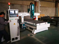 Centre d'usinage CNC à tête pivotante 4 axes 2136, type portique, machine de fraisage et de gravure multifonction
