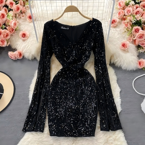 Gaun Malam Klub Malam Model Ketat Berbahan Chiffon Anti Kusut dengan Kerah Halter untuk Musim Semi, Seksi dan Cocok untuk Klub - Product Image 5