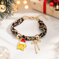 Nouveau design Bracelet tressé en ruban imprimé léopard avec pendentif breloque de Noël Père Noël, étoile, nœud et motif émail goutte d'huile en alliage