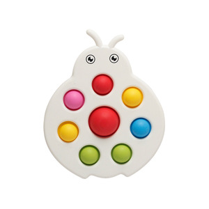 Llavero de silicona con burbujas antiestrés, juguete sensorial para descompresión y control de roedores - Product Image 5