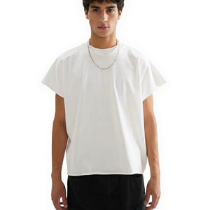 Camiseta Oversize Estilo Muscle Fit, Camiseta sin Mangas Streetwear, Camiseta con Borde sin Rematar, Camiseta Muscle de Moda Urbana, Corte Oversize Unisex - Product Image 1