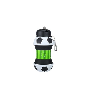 Bouteille d'eau pliable en silicone de 550 ml, écologique, sans BPA, en forme de ballon de football, avec paille, isolation thermique, anti-fuite pour - Product Image 4