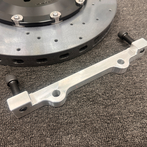 Kits de freinage de haute qualité, légers, avec disques carbone-céramique de 405 mm et étriers 18Z pour E30 E60 E90 F82 E85 M4 GT Z4 - Product Image 5