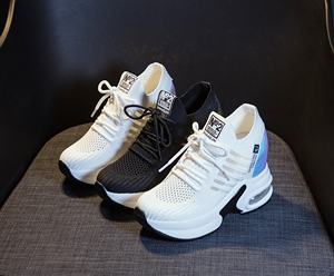 Zapatos Casuales Ligeros y Transpirables con Amortiguación de Aire de 9CM de Altura, Sin Cordones, para Mujer, Otoño-Primavera, Estilo Descalzo - Product Image 1